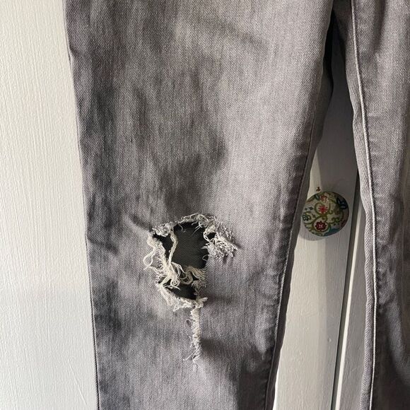 Harper Released Hem Grey/Light Black Jeans, Size 27 - Picture 4 of 10